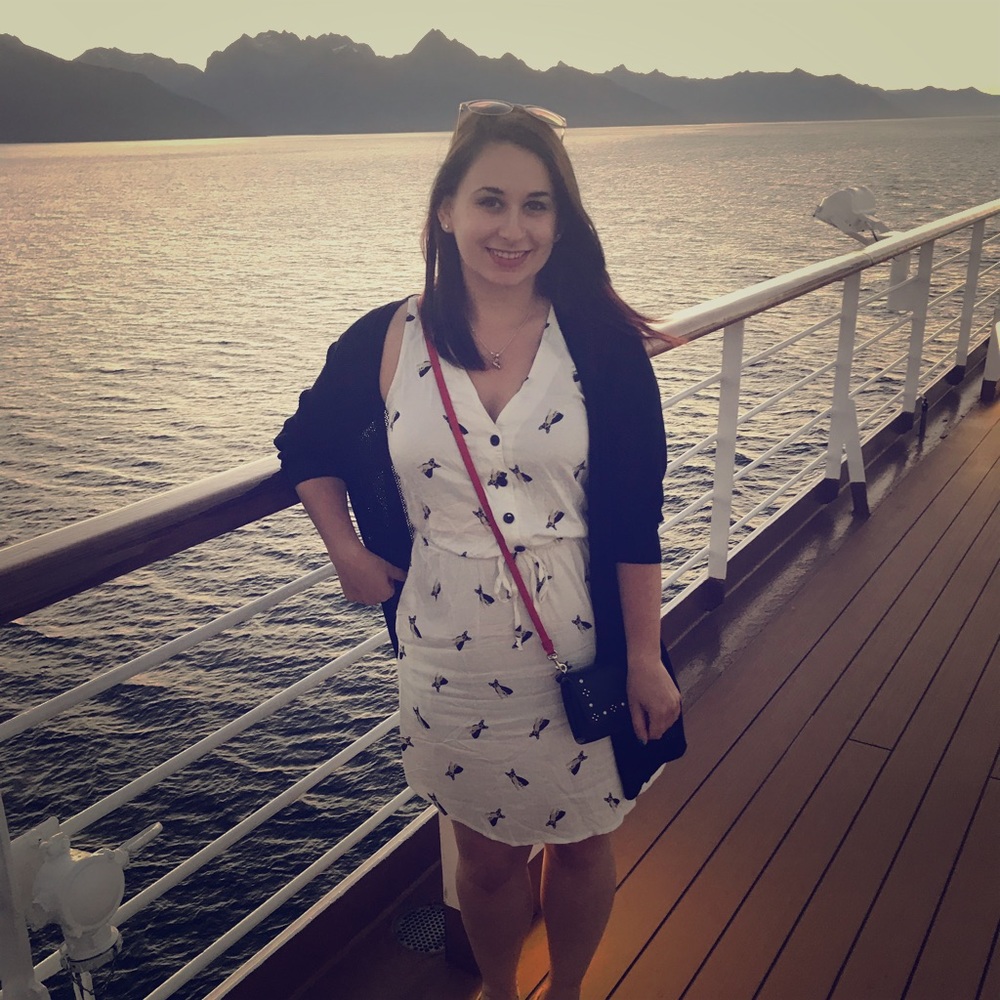 Meet your Posher, Hayley